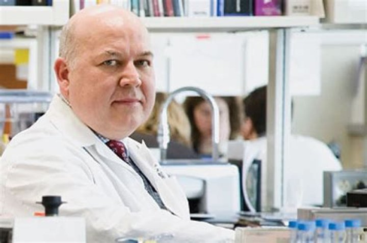 Logran revertir la esclerosis múltiple en animales