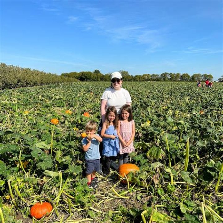 🎃Win 4 Tickets to KC Pumpkin Patch! 🎃 | Macaroni KID Overland Park - Olathe